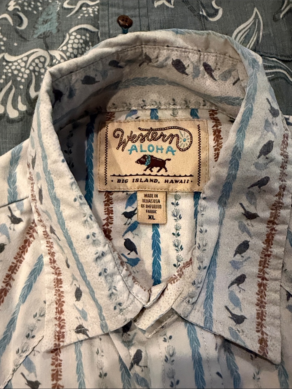 Lot of 3 Western Aloha Men's Short-Sleeve Hawaiian Shirts, Blue, White, Red - Picture 2 of 5